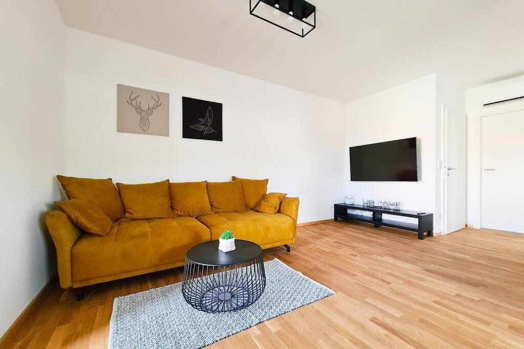 Friendship Suite Moerbisch Am See Exterior photo